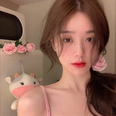 小维娜海报